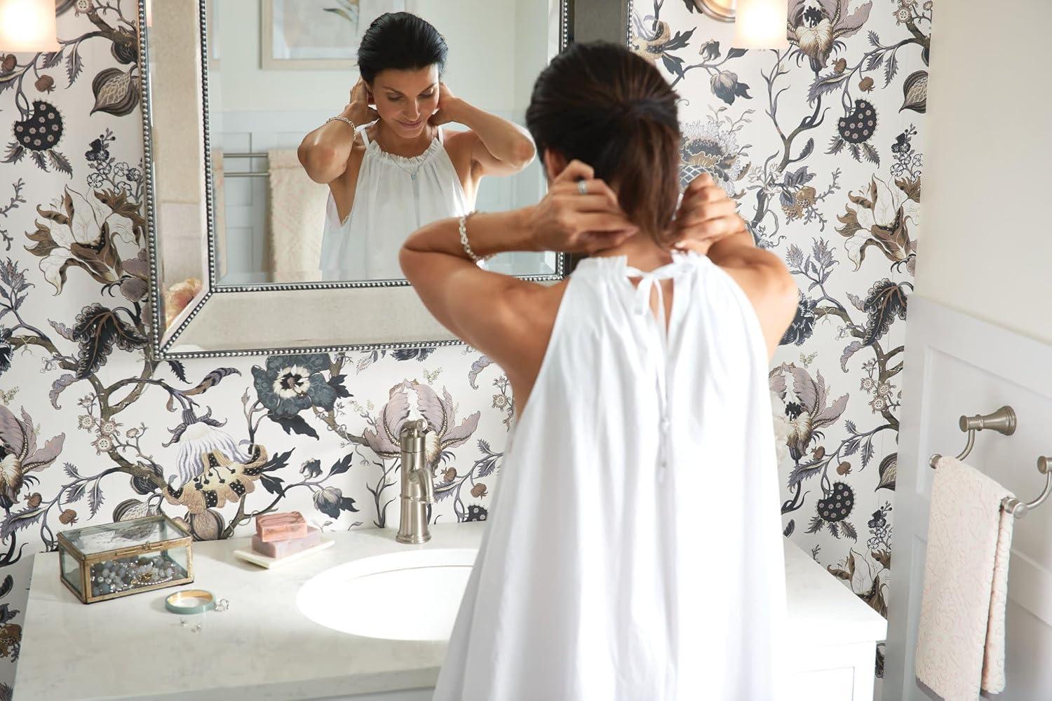 Belfield Single Hole Bathroom Faucet with Drain Assembly