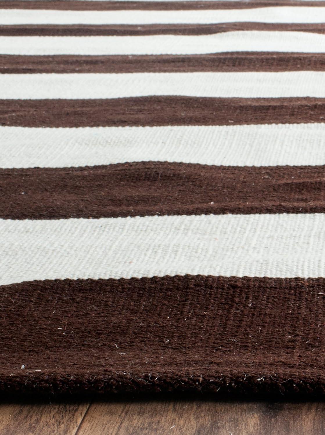 Montauk MTK712 Hand Woven Indoor Accent Rug - Chocolate/Ivory - 3'x5' - Safavieh.