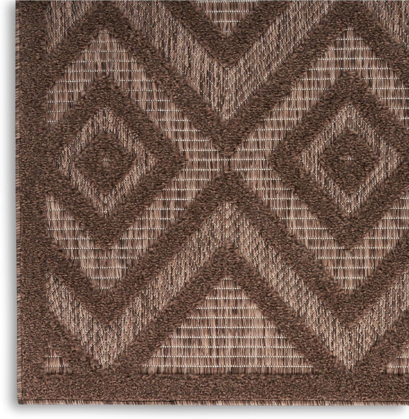 Nourison Versatile Indoor/Outdoor Brown 5' x 7' Area Rug (5x7)