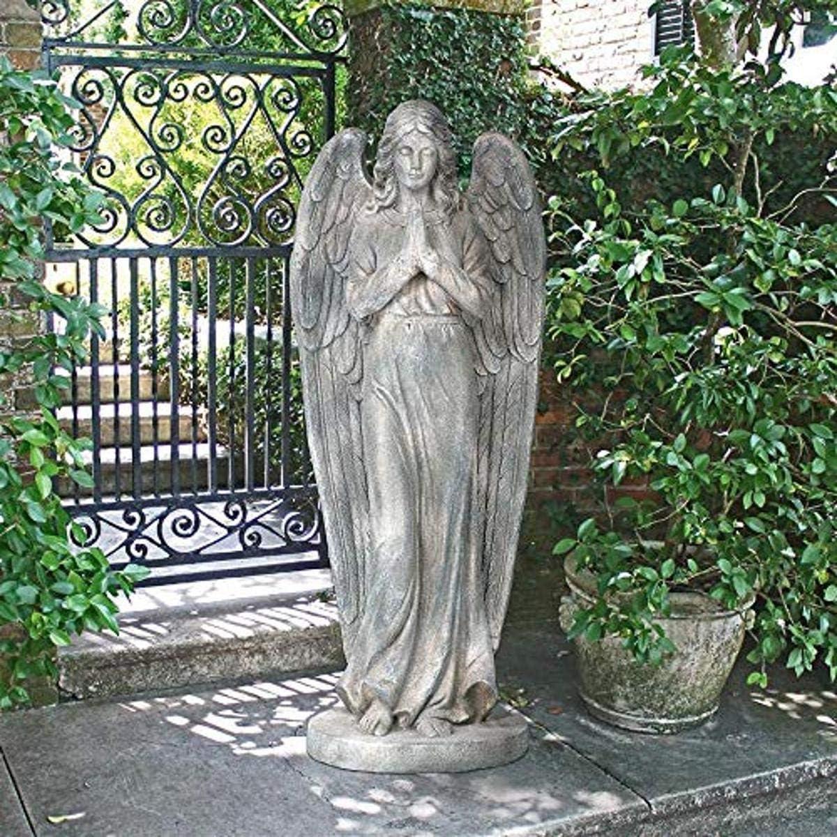 Goddess of Mercy Praying Statue