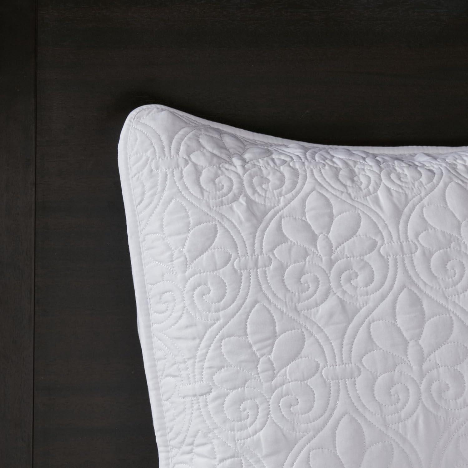 Quebec Reversible Bedspread Set