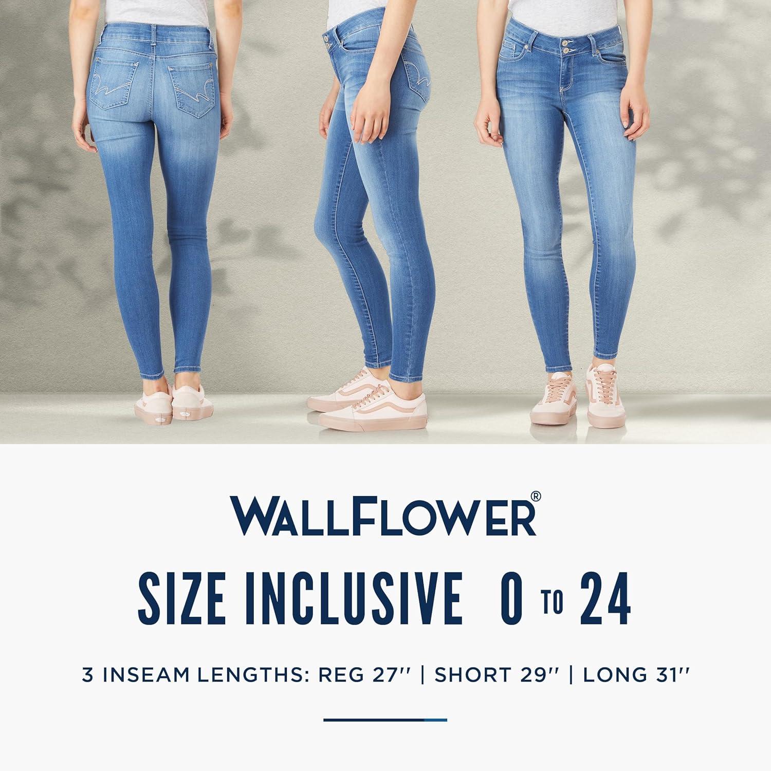 WallFlower Women's Sassy Skinny High-Rise Insta Soft Juniors Jeans (Standard and Plus), Noir, 24 Plus