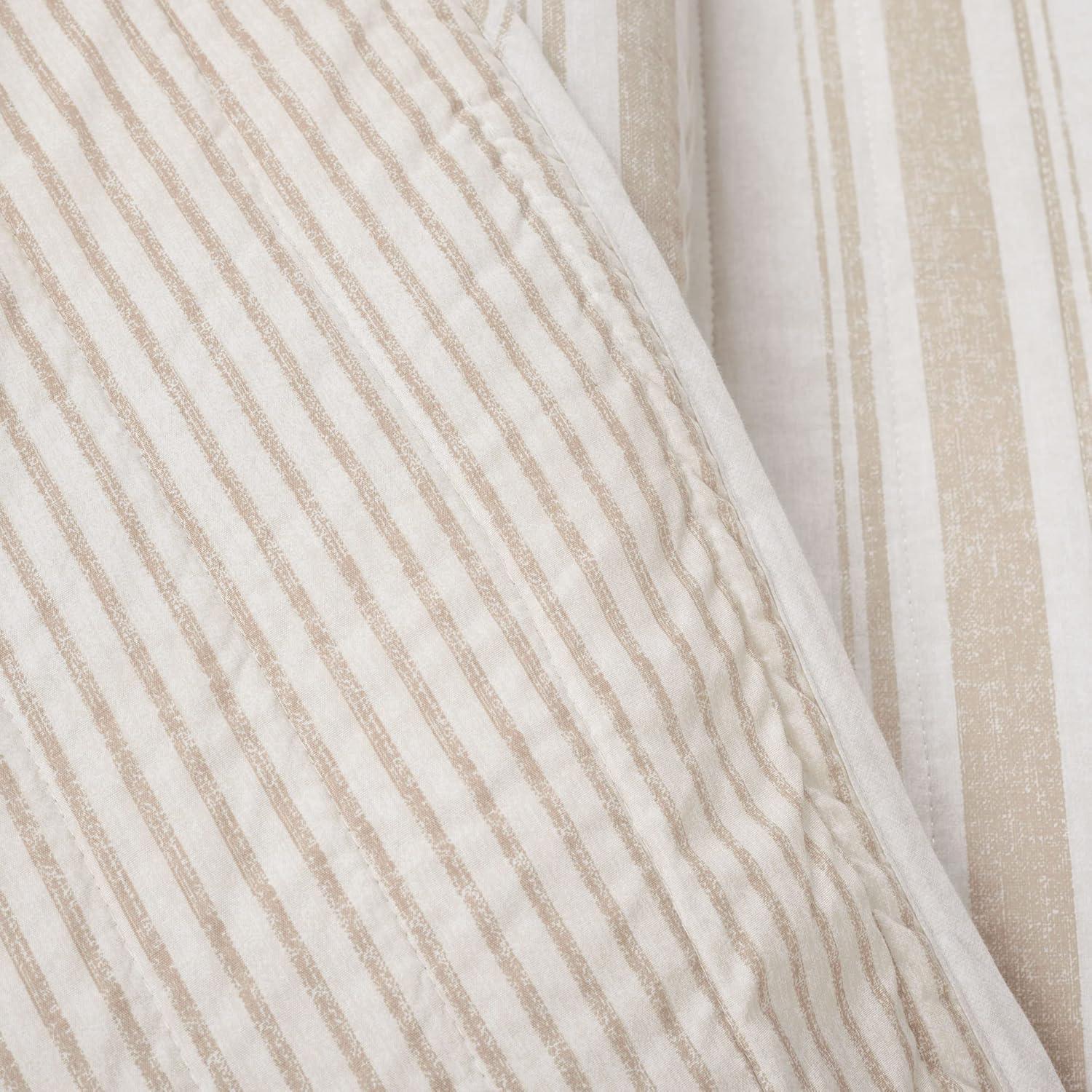 3pc Full/Queen Farmhouse Striped Reversible Quilt Bedding Set Beige - Lush Décor