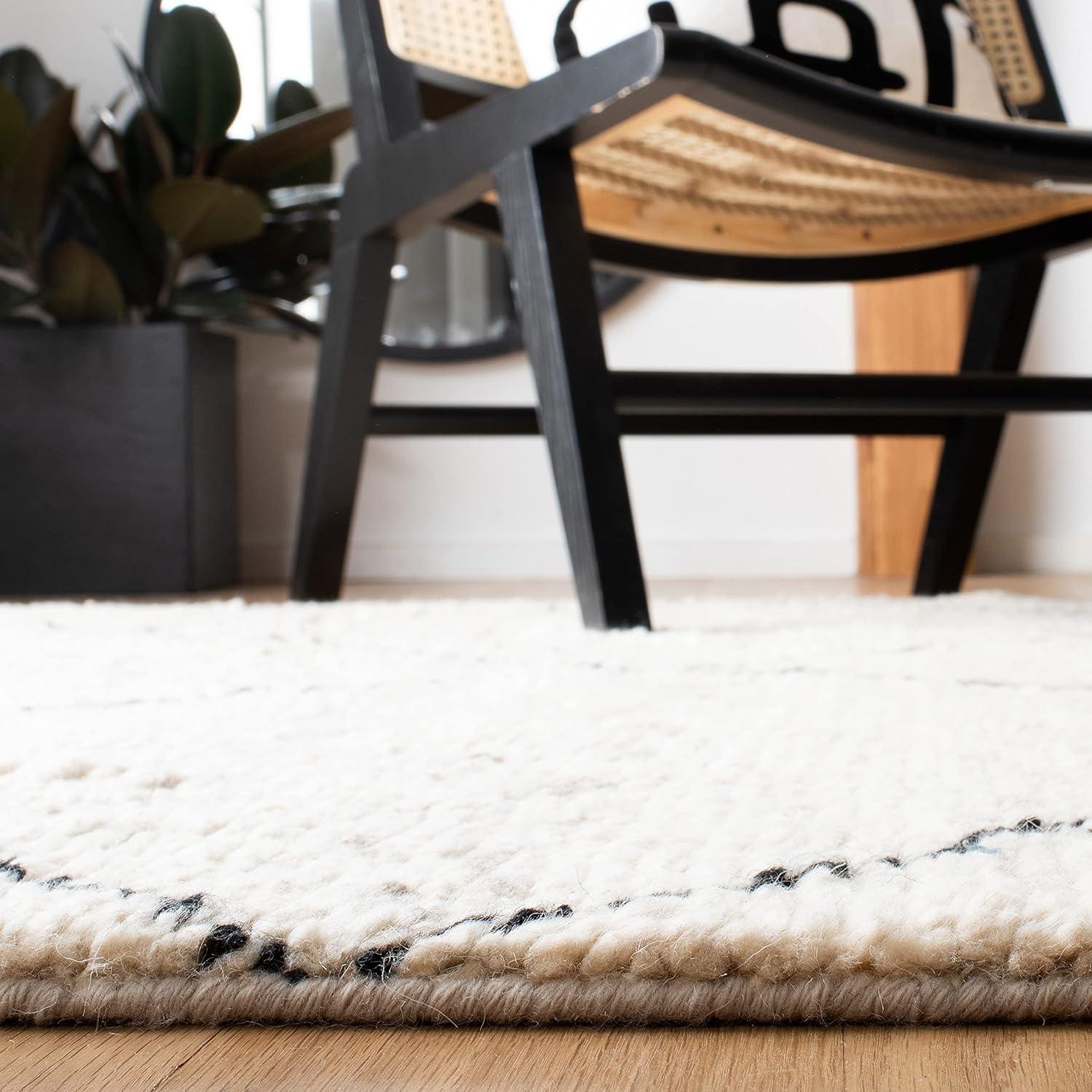 Casablanca CSB543 Hand Knotted Indoor Area Rug - Ivory/Black - 8'x10' - Safavieh