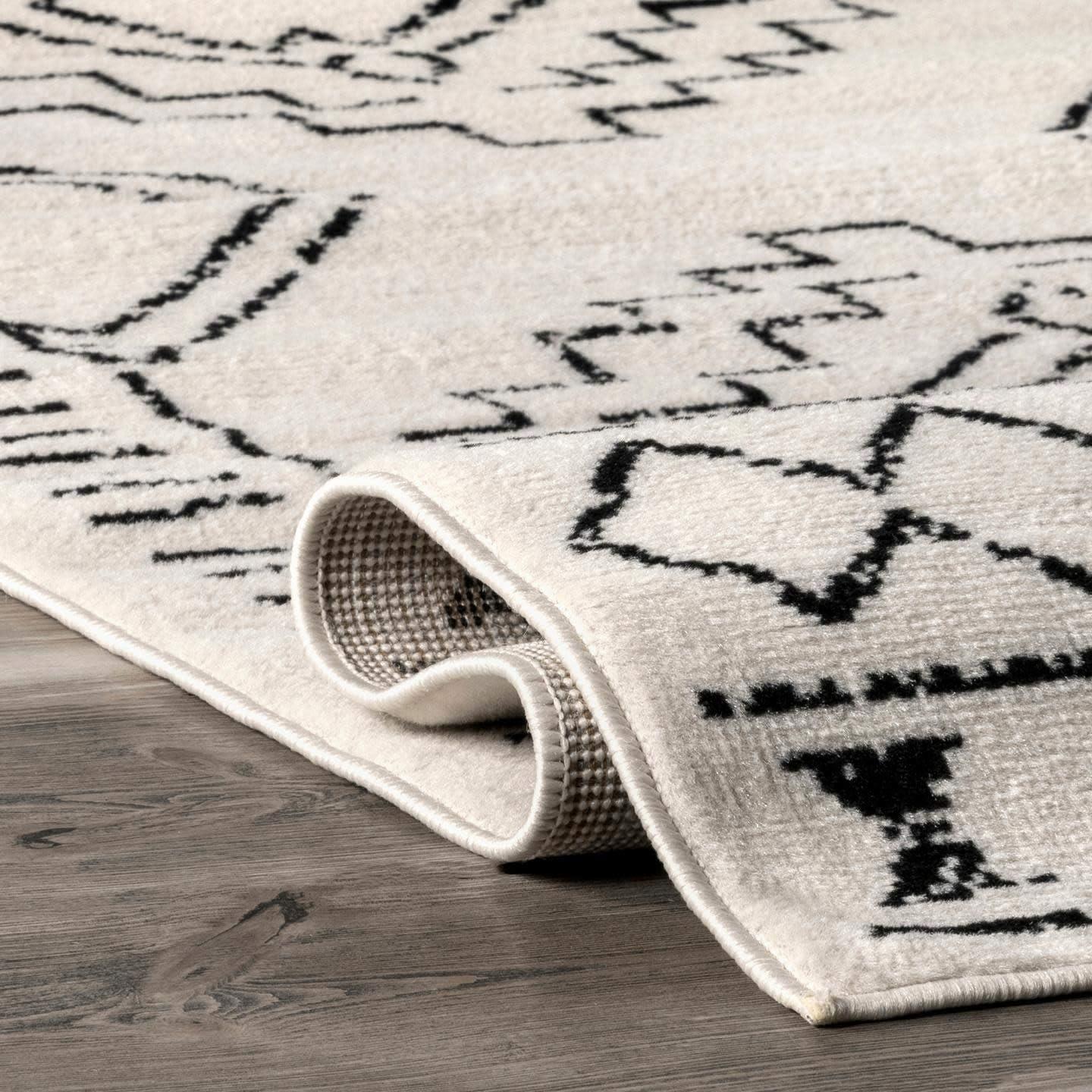 Reversible Gray Synthetic Moroccan Tribal 9' x 12' Area Rug