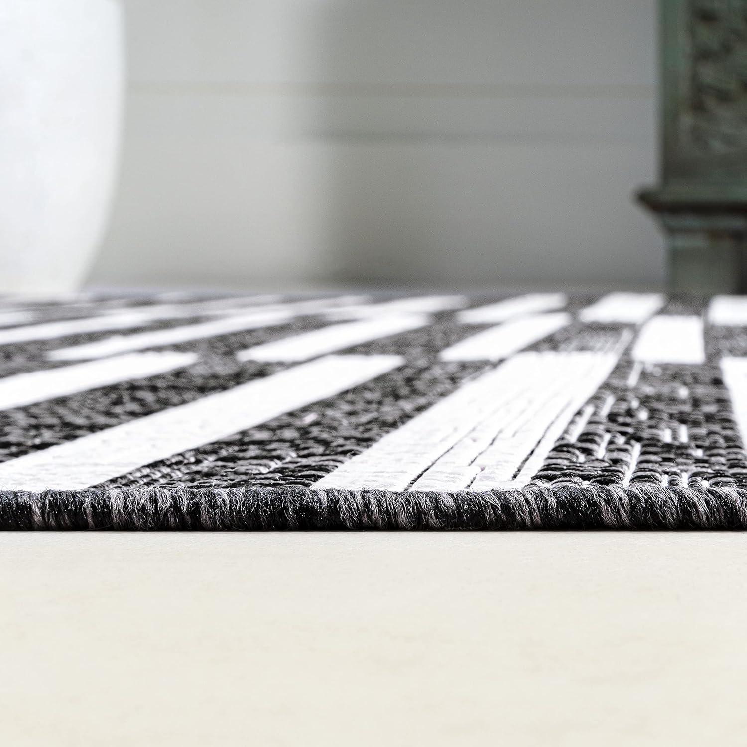 2'x8' Sukie Modern Offset Stripe Indoor/Outdoor Runner Rug, Black/Ivory - JONATHAN Y