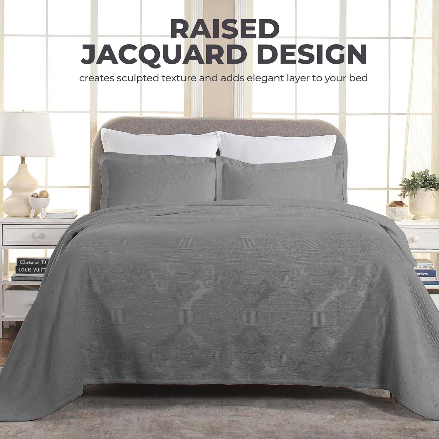 Superior Florin Matelasse Jacquard Scrolling Medallion Cotton Bedspread Set With Pillow Shams