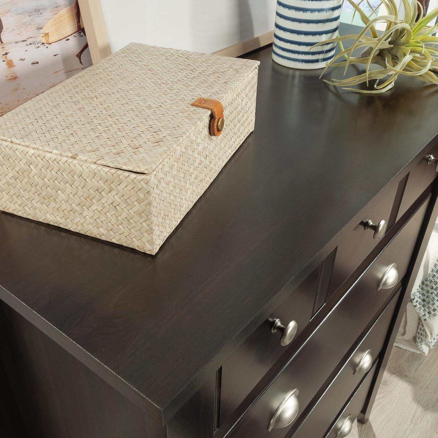 Lark Manor™ Damian 4-Drawer Chest Ooa