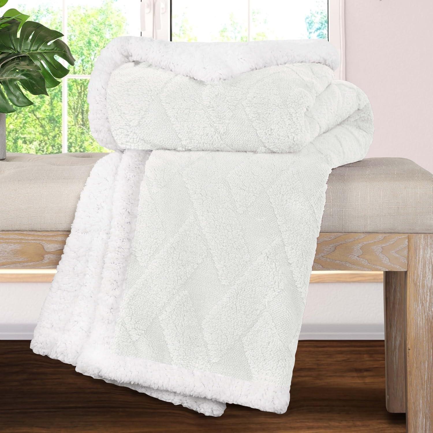 Superior Nuuk Fleece Reversible Lattice Blanket, Full/Queen, White