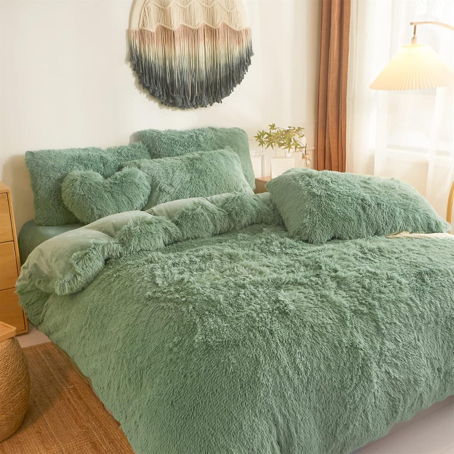 LIFEREVO 3 Pieces Luxury Plush Shaggy Faux Fur Duvet Cover Set(1 Fluffy Fuzzy Comforter Cover + 2 Pompoms Fringe Quilted Pillow Shams) Furry Bed Set, Zipper Closure, Queen Size, Dark Green