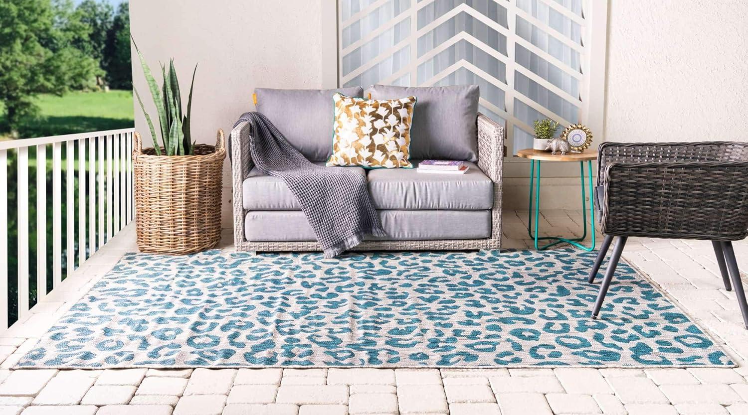 Vibrant Teal & Gray Outdoor Safari 6' x 9' Synthetic Area Rug