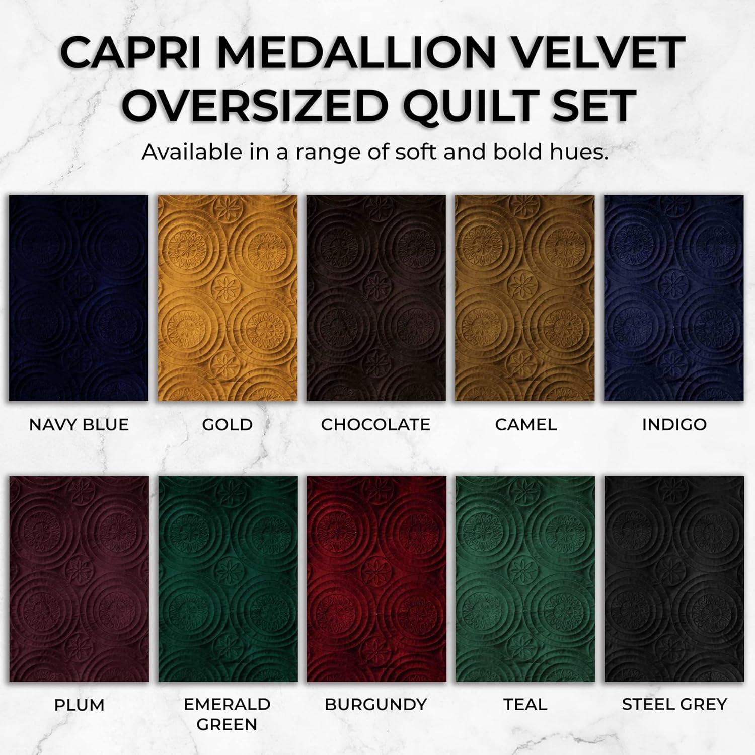 Elegant Medallion Queen Velvet Quilt Set in Gold