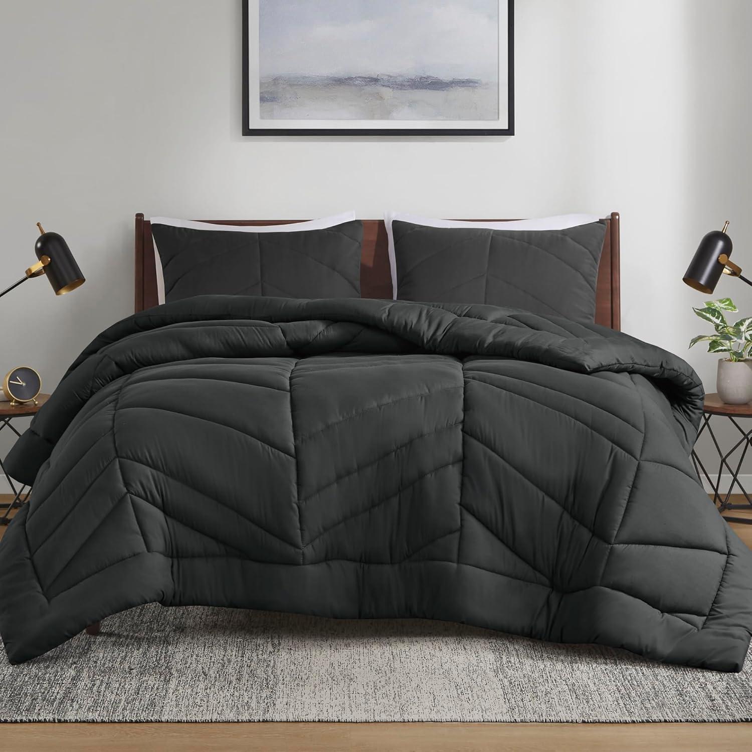 Intelligent Design Remy Quilted Chevron Comforter Set
