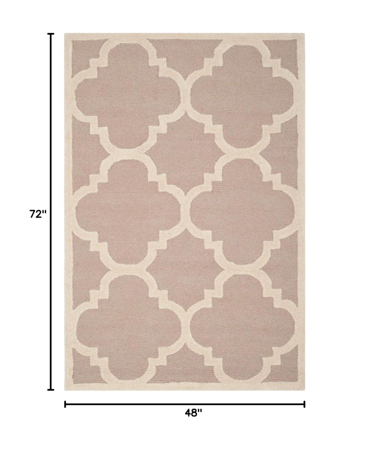SAFAVIEH Cambridge Justine Geometric Quatrefoil Wool Area Rug, Beige/Ivory, 4' x 6'