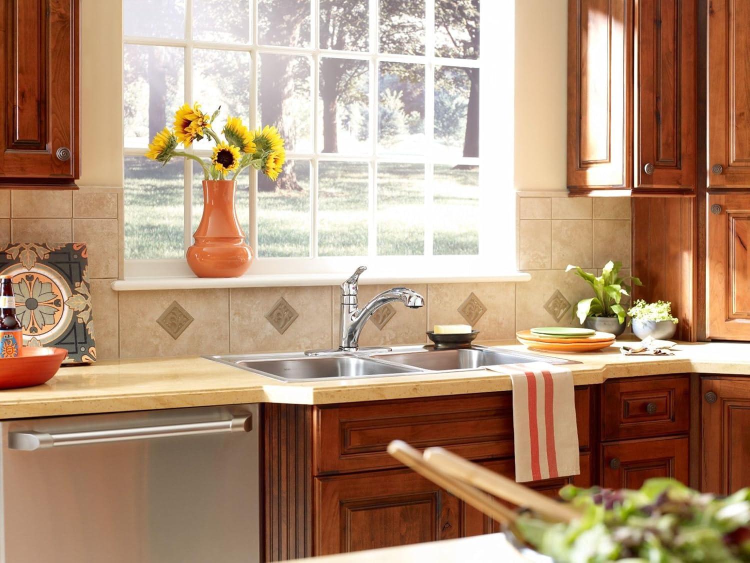 MOEN Renzo Spot Resist Stainless 9 in. H Pull Out Sprayer Kitchen Faucet with 360° Spout Swivel and PowerClean