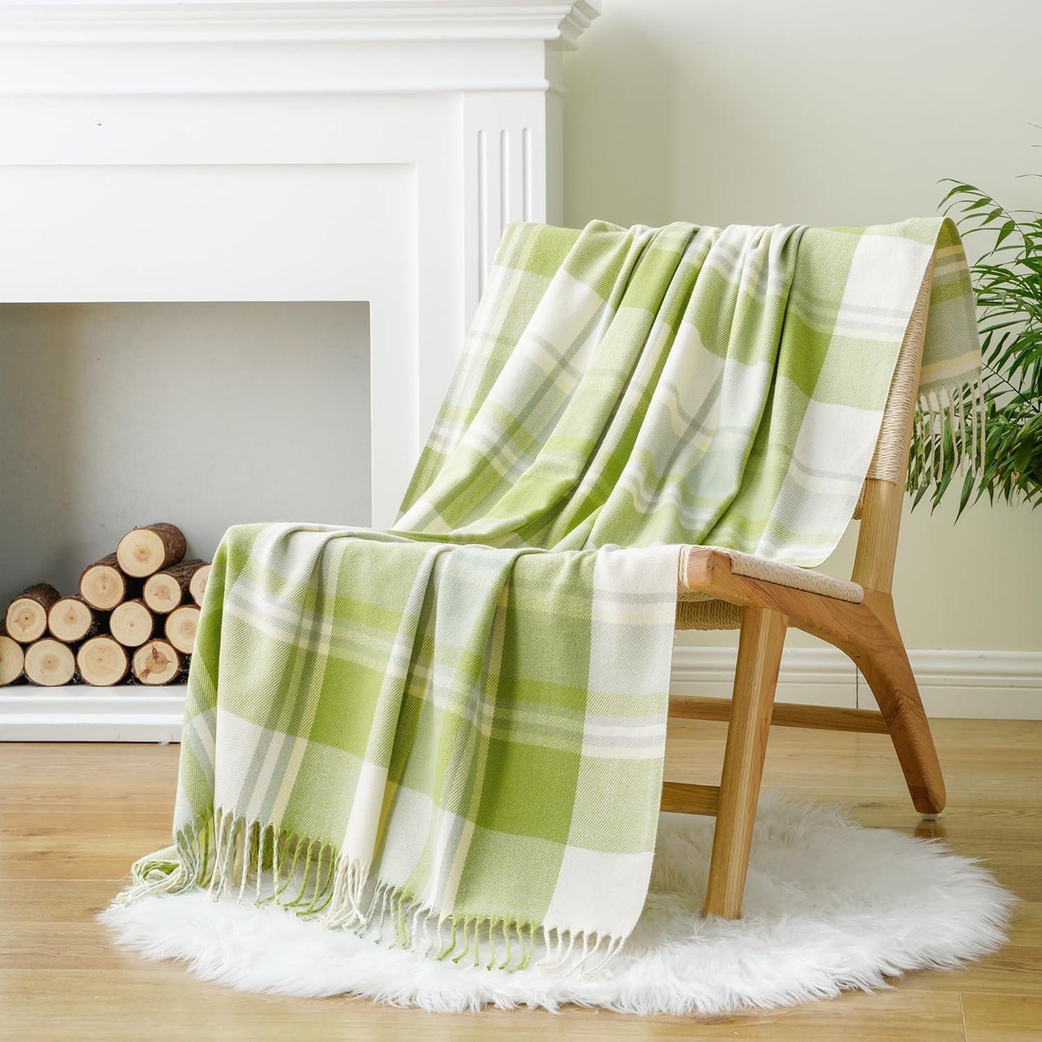 Battilo Classic Plaid Throw Blanket for Couch,Black&Beige,Buffalo Check Pattern Blanket for Picnic,50"x60"