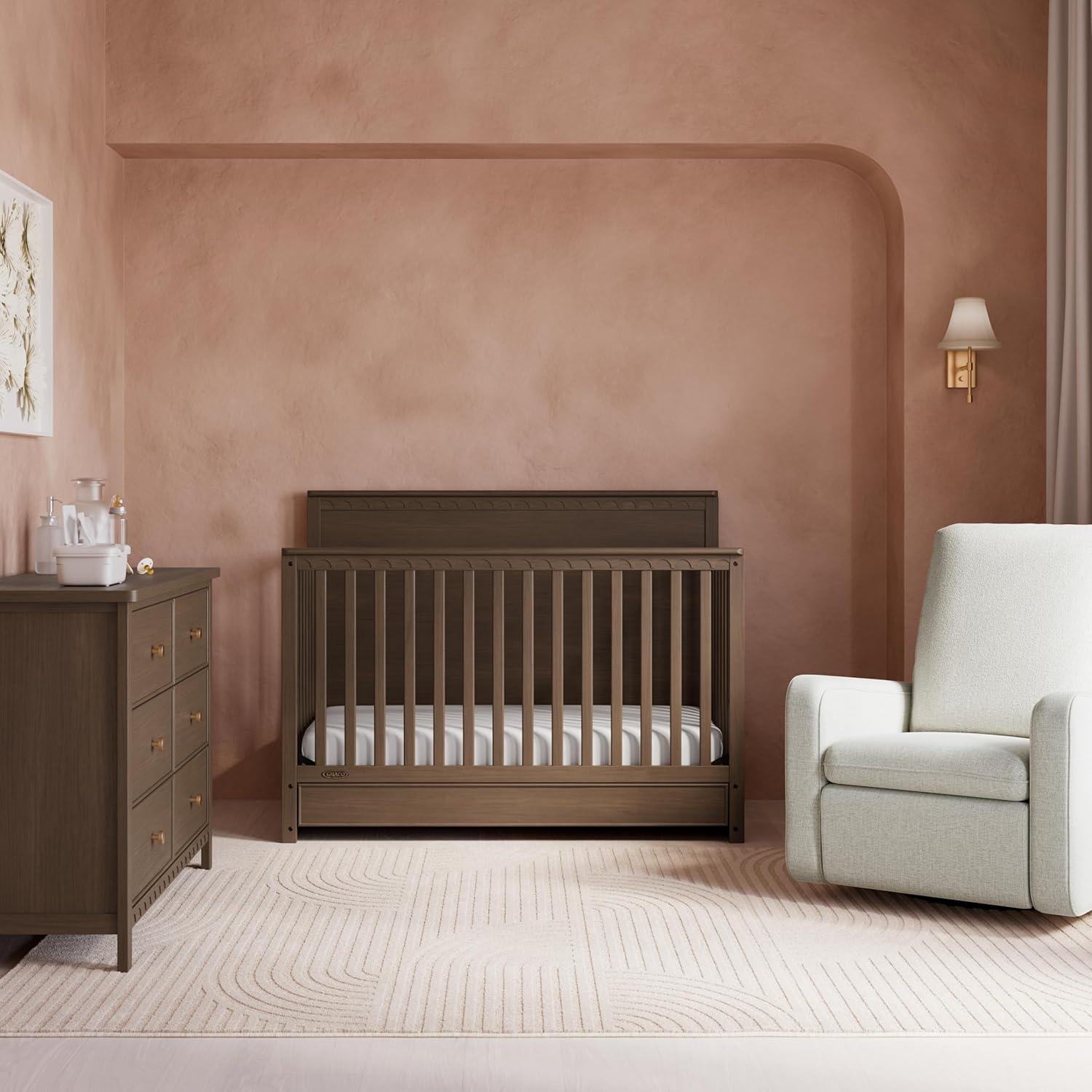 Sasha 5-In-1 Convertible Crib With Drawer
