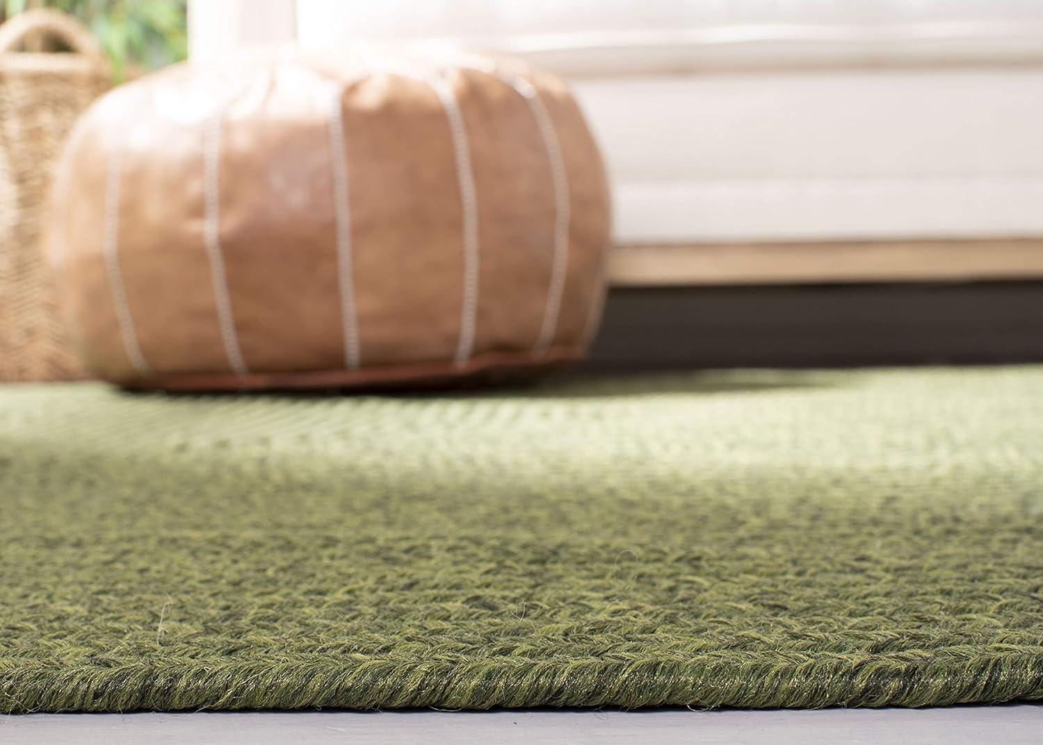 SAFAVIEH Braided Rishika Solid Machine Washable Reversible Area Rug, Green, 2'6" x 5'