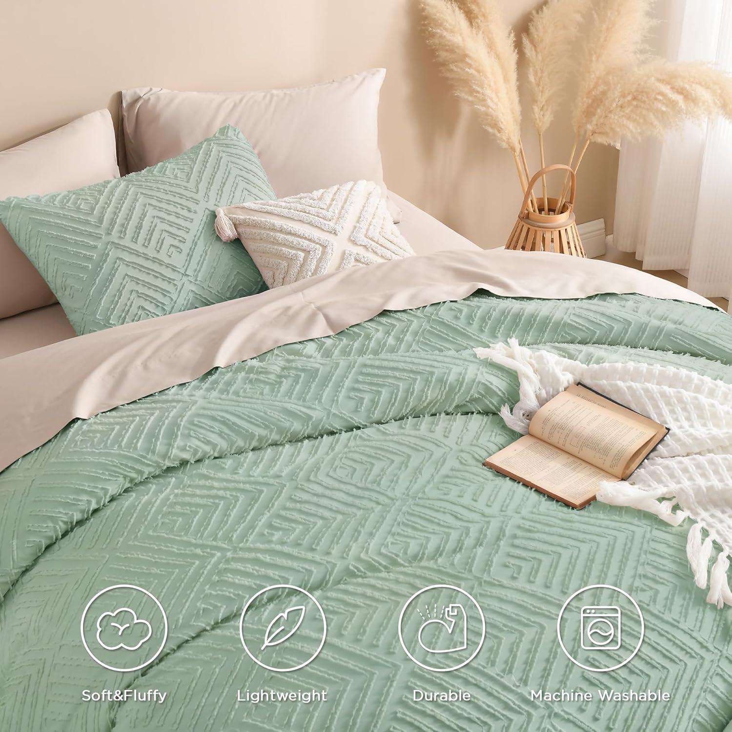 Boho Bedding Comforter Extra Fluffy with Tufted Design Green - Queen