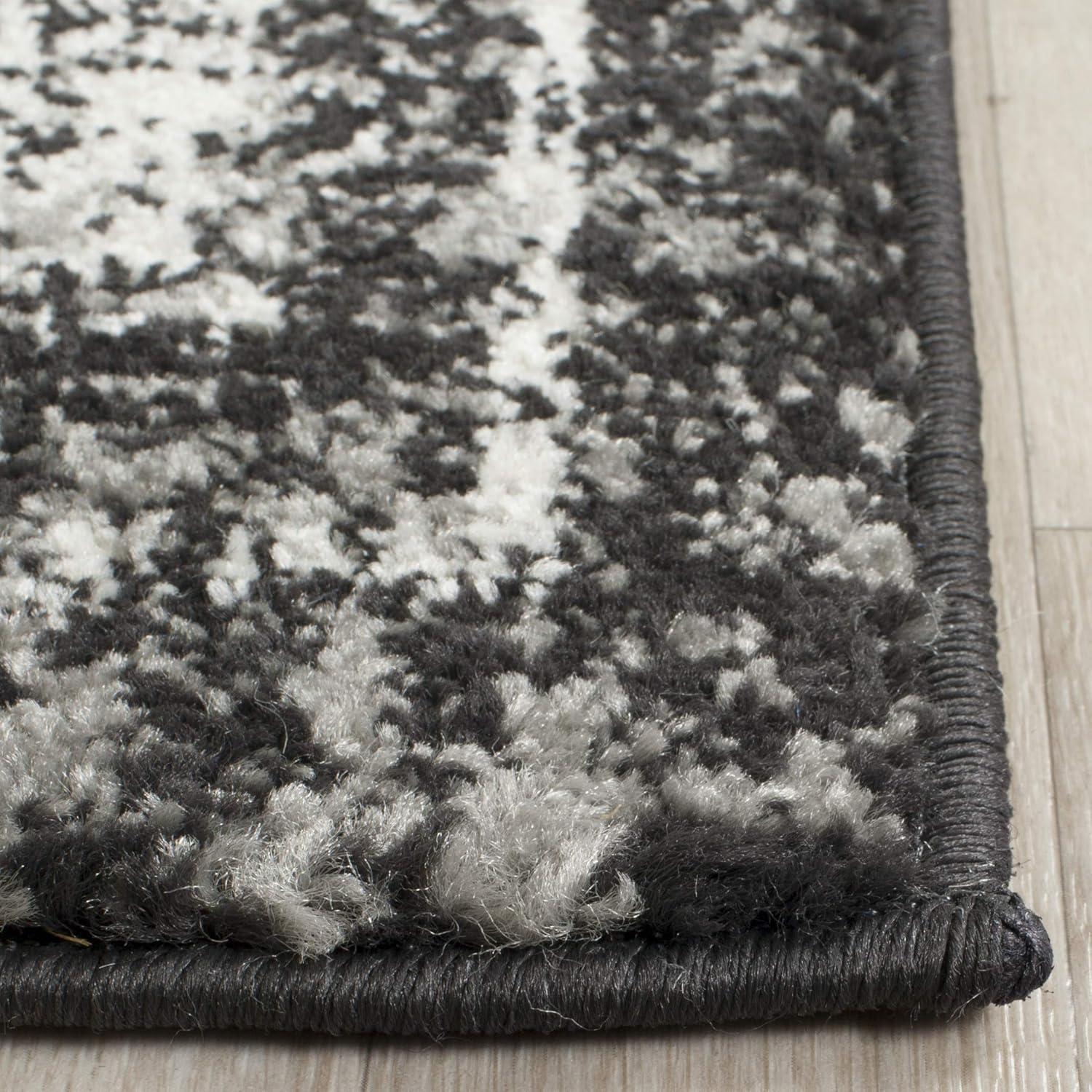 Evoke EVK270 Power Loomed Area Rug Charcoal / Ivory 5'-3" X 7'-6" - Safavieh.