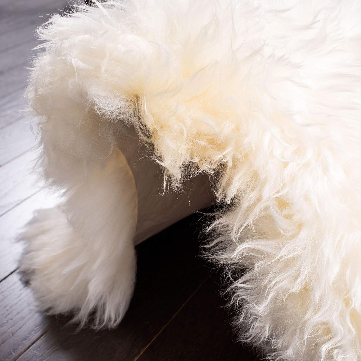 SAFAVIEH Sheep Skin Tiana Sheep Skin Area Rug, White, 3' x 5' Specialty