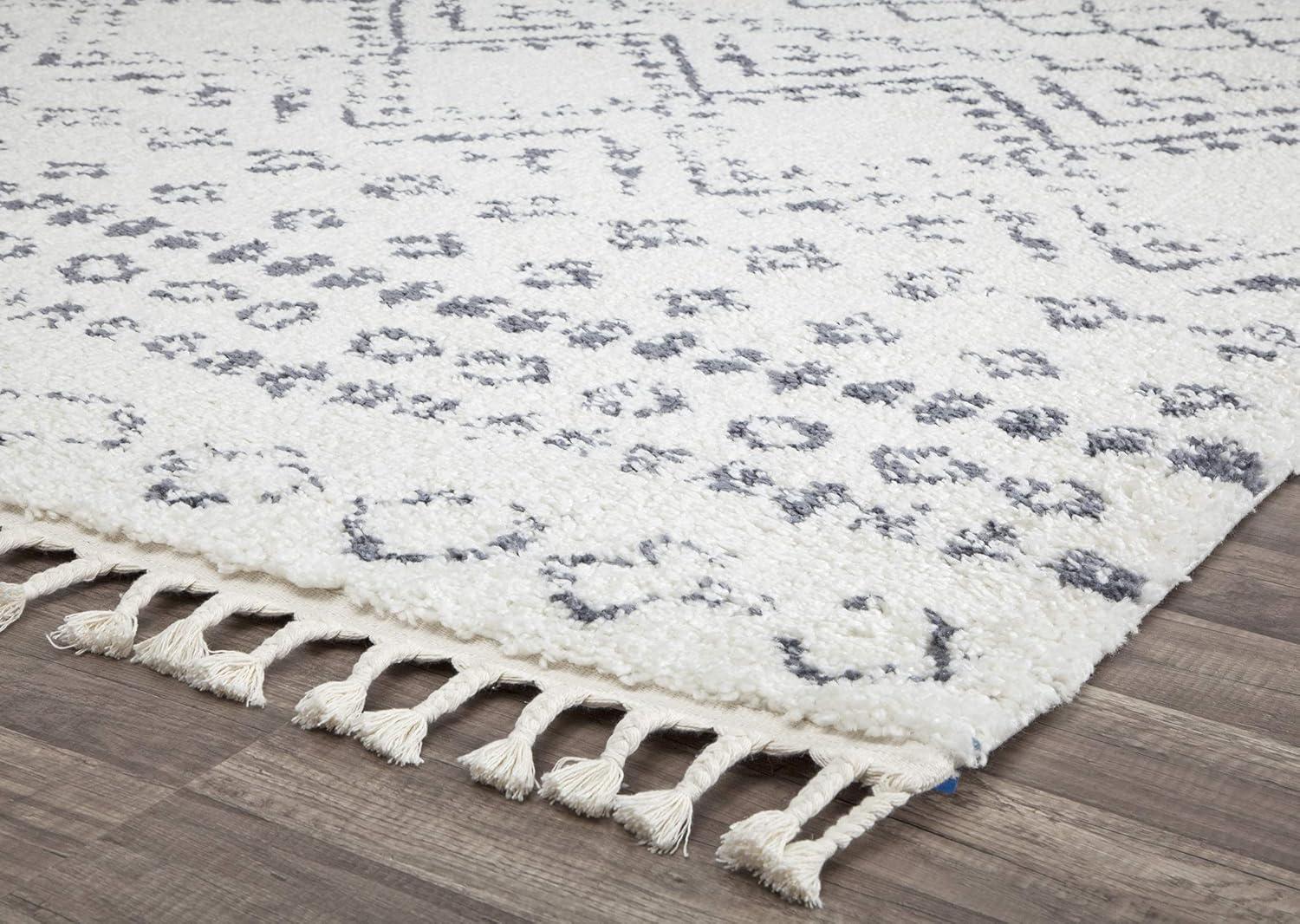 Silla Mason Shag Tribal Shadow Gray Area Rug