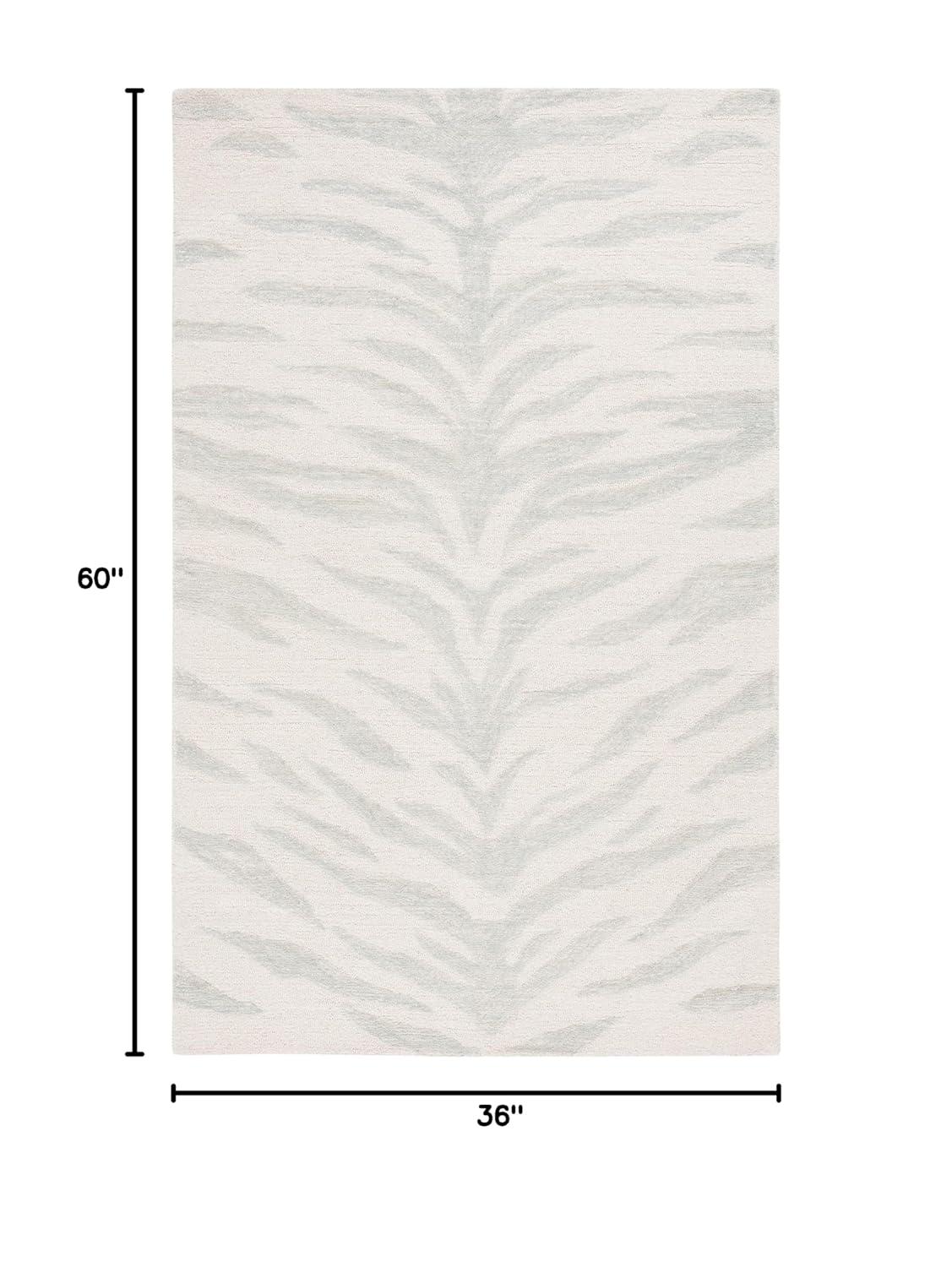 Ebony EBN603 Hand Tufted Indoor Accent Rug - Green/Ivory - 3'x5' - Safavieh