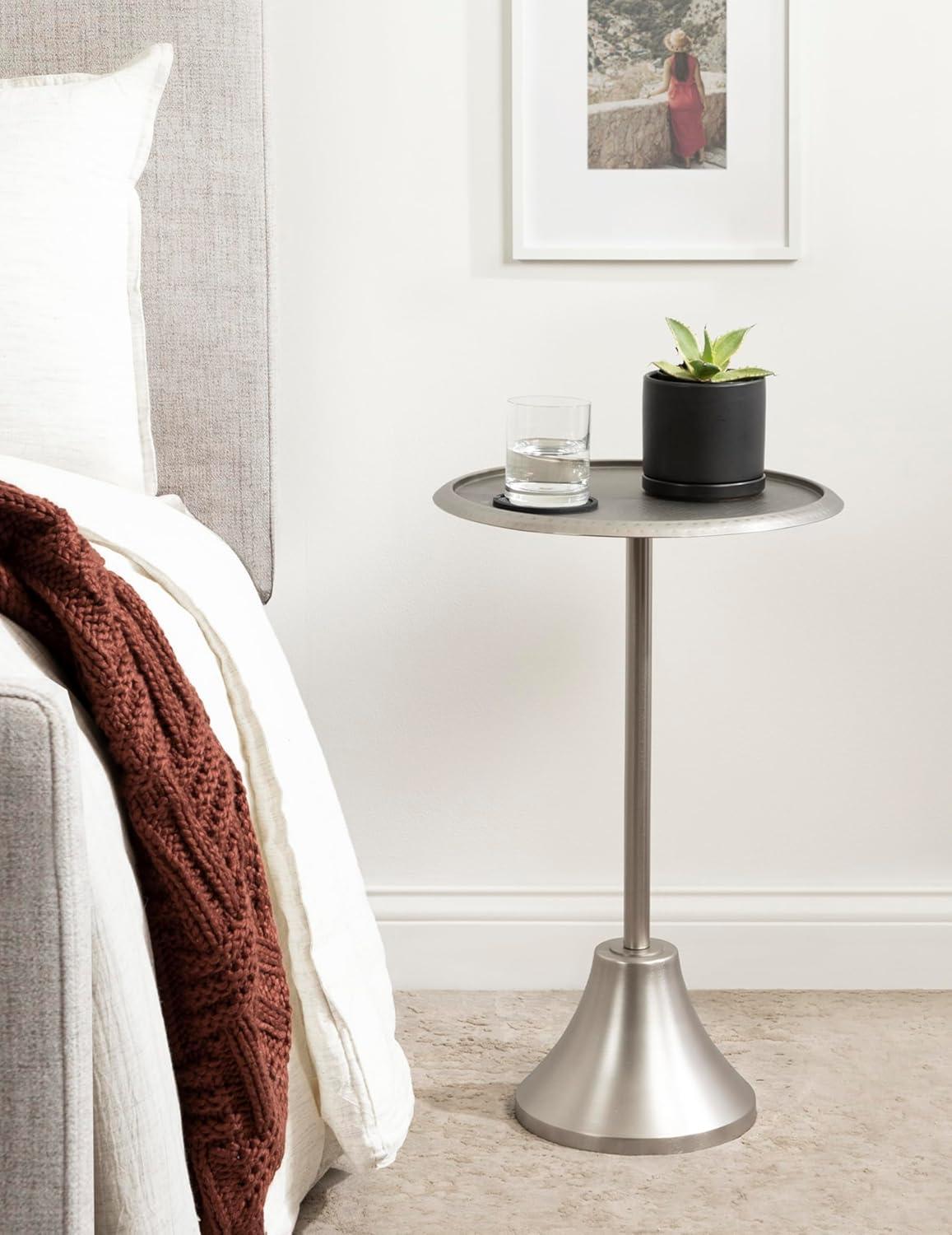 Kate and Laurel Sanzo Metal Side Table, 15x15x24, Silver