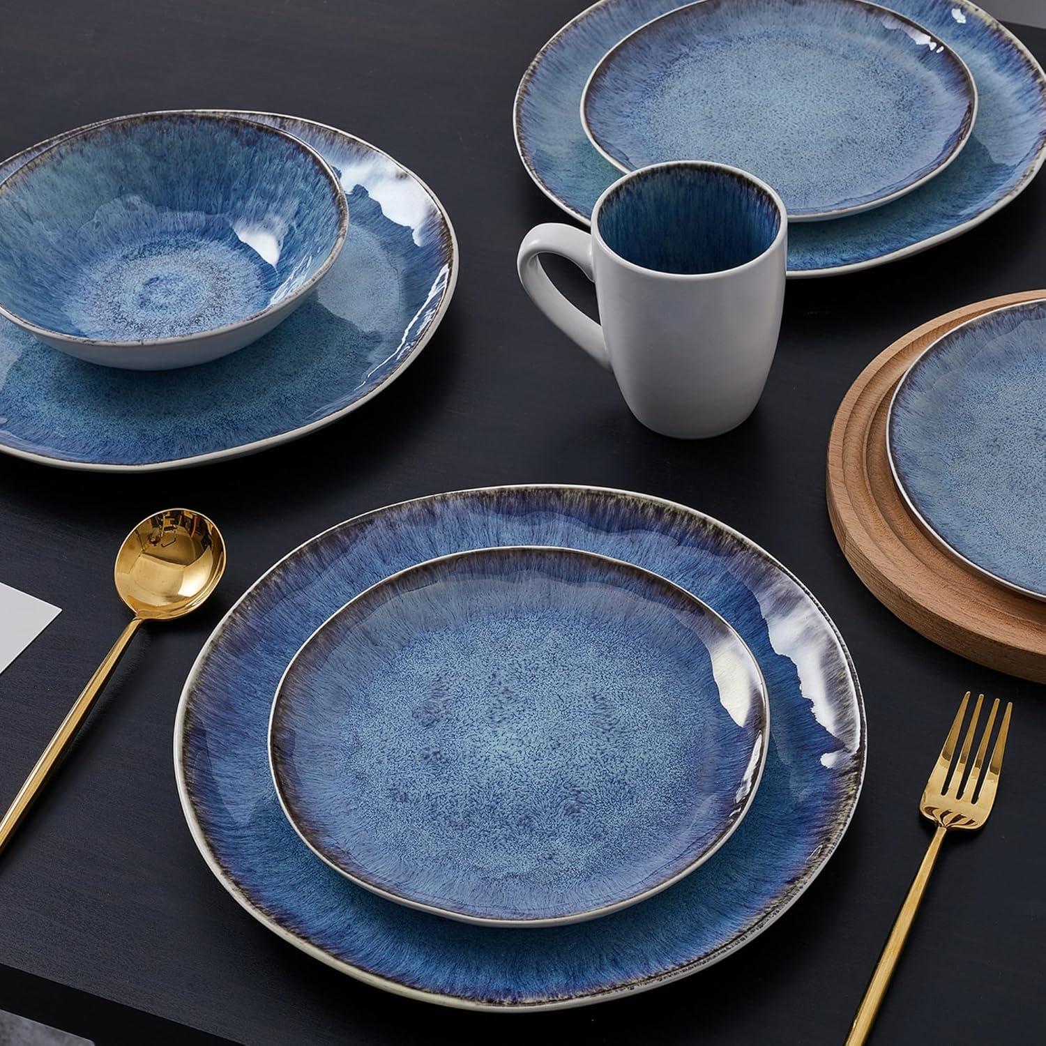 Blue and White Ceramic 32-Piece Dinnerware Set for 8