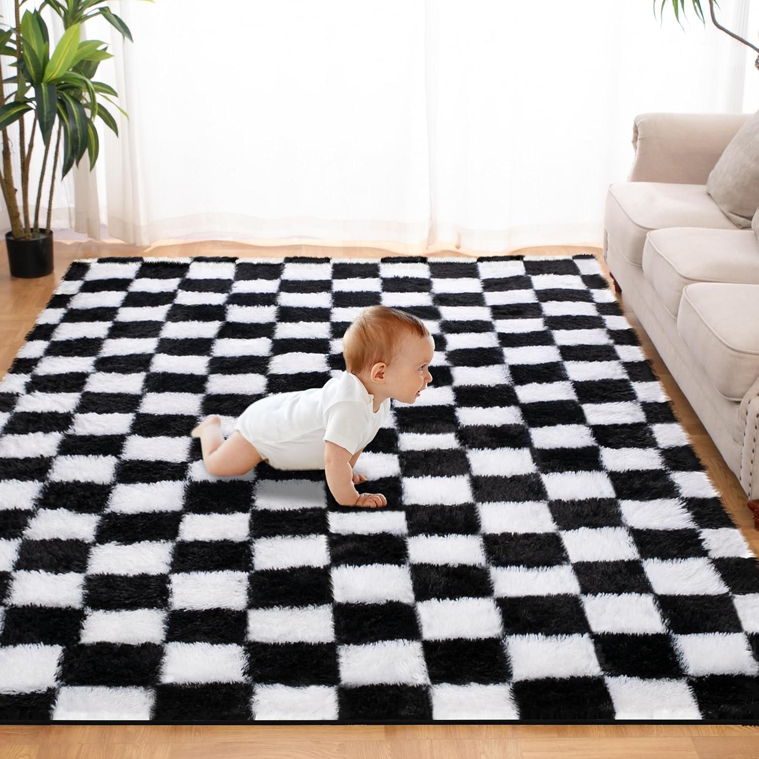 Luxe Weavers Checkered Black and White Geometric 8x10 Indoor Area Rug