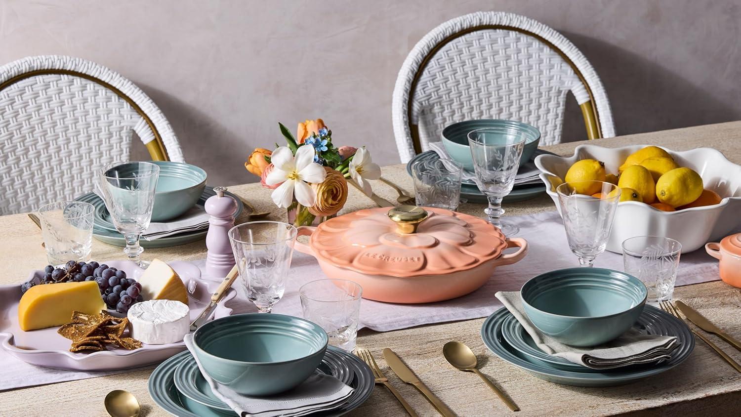 Le Creuset ® 16-Piece White Dinnerware Set