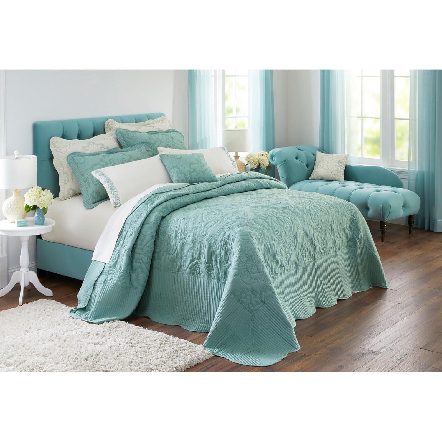 BrylaneHome Amelia Bedspread - Queen, Seaglass