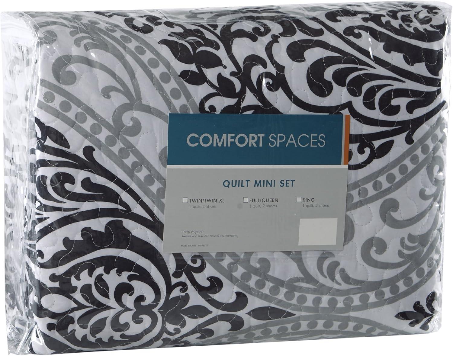 Comfort Spaces Full/Queen Quilt Set 3-Piece Black/White Printed Damask Breathable Lightweight Summer Comforter Set