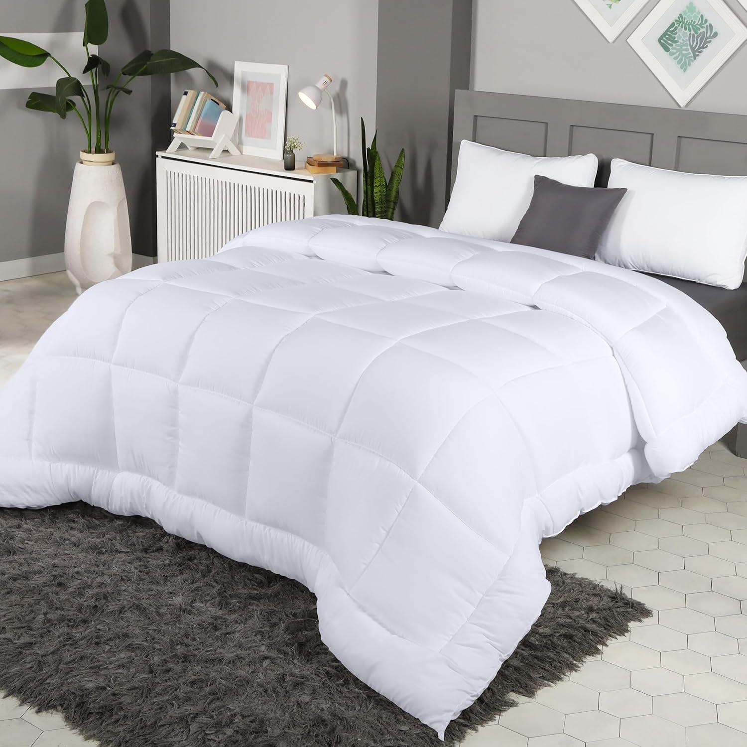 Comforter Full White All Season Down Alternative, Cooling Quilted Duvet Insert, Bed Comforter with Corner Tabs, Washable Hypoallergenic Reversible Quilt