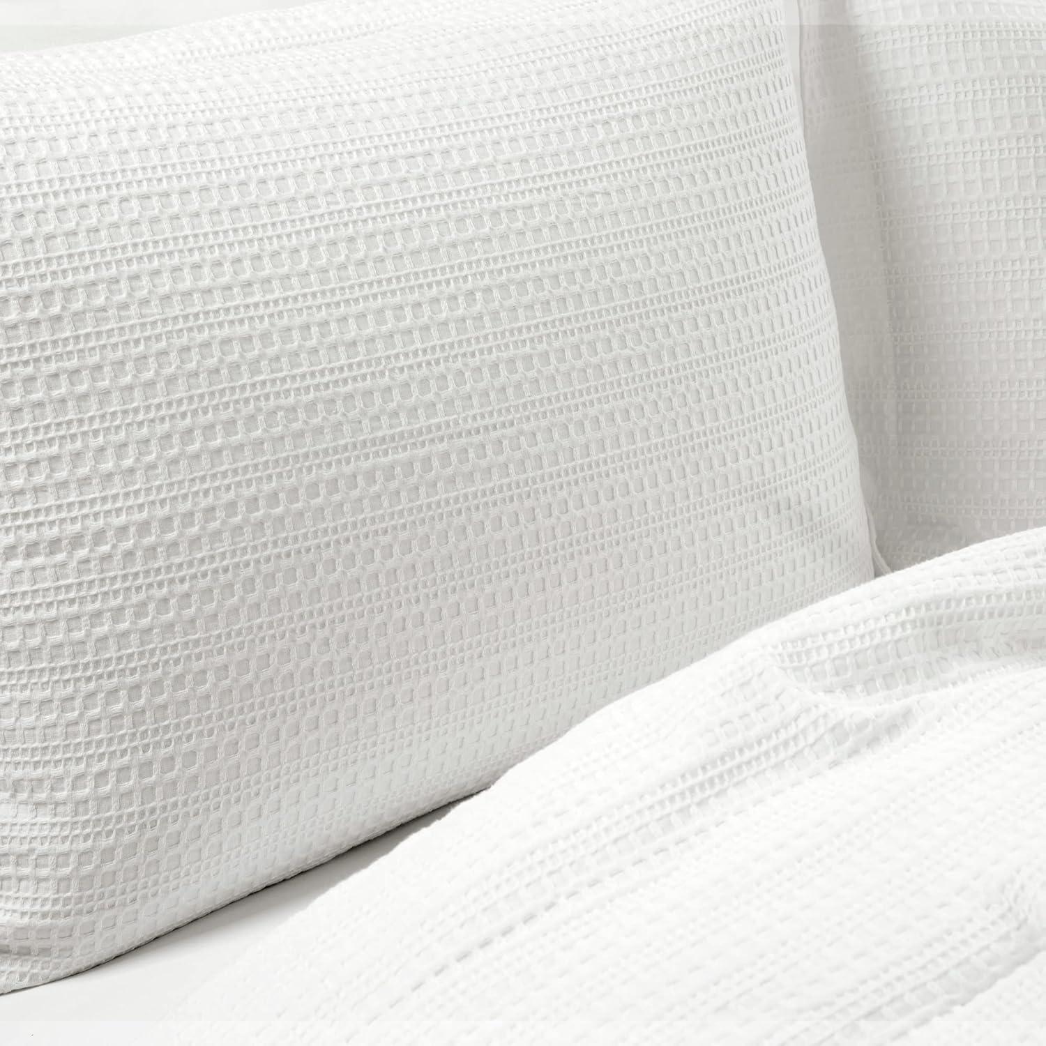 Comfort Canopy 3-Piece White Waffle Comforter Set, Full/Queen