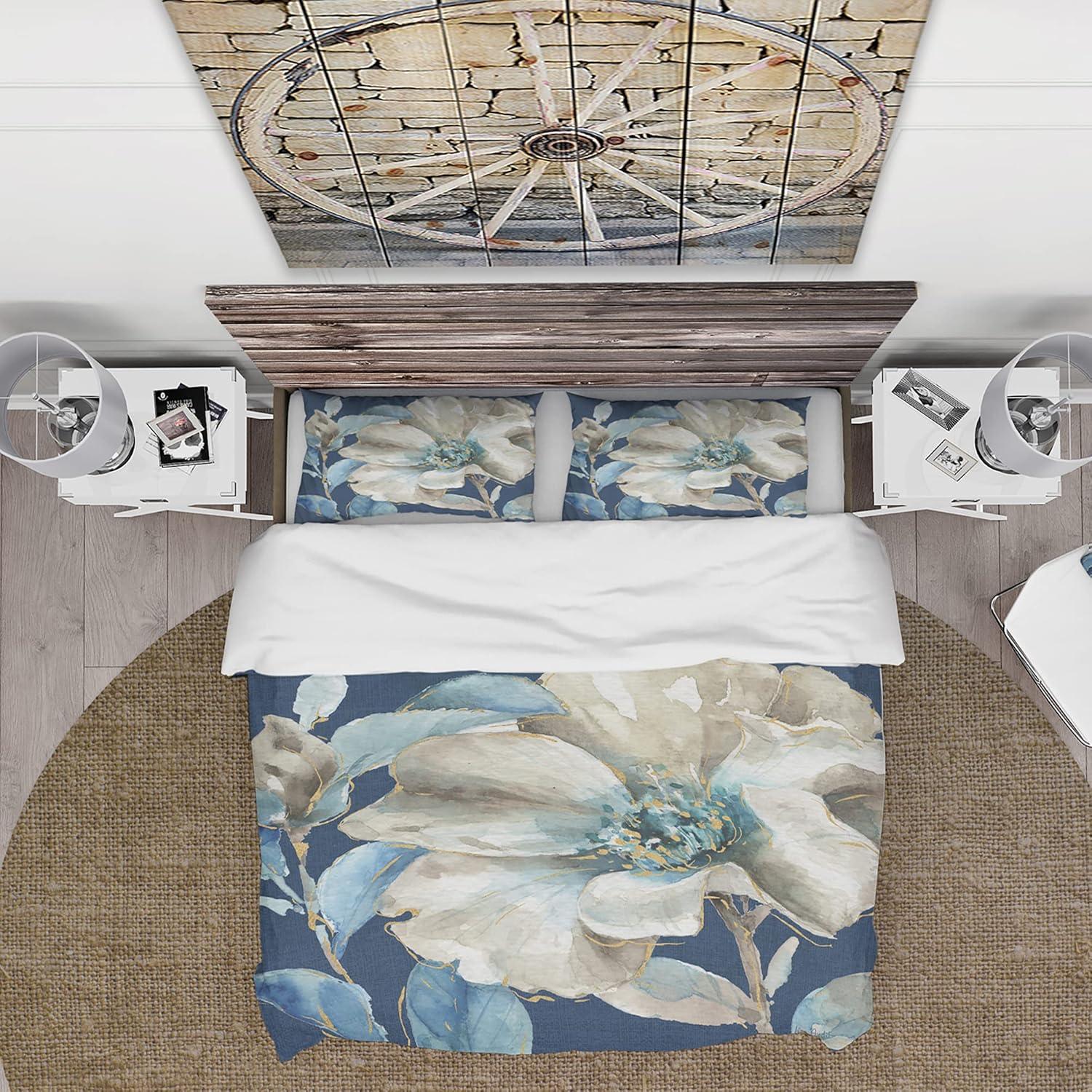 Designart 'Indigold Watercolor Flower I' Cottage Duvet Cover Set