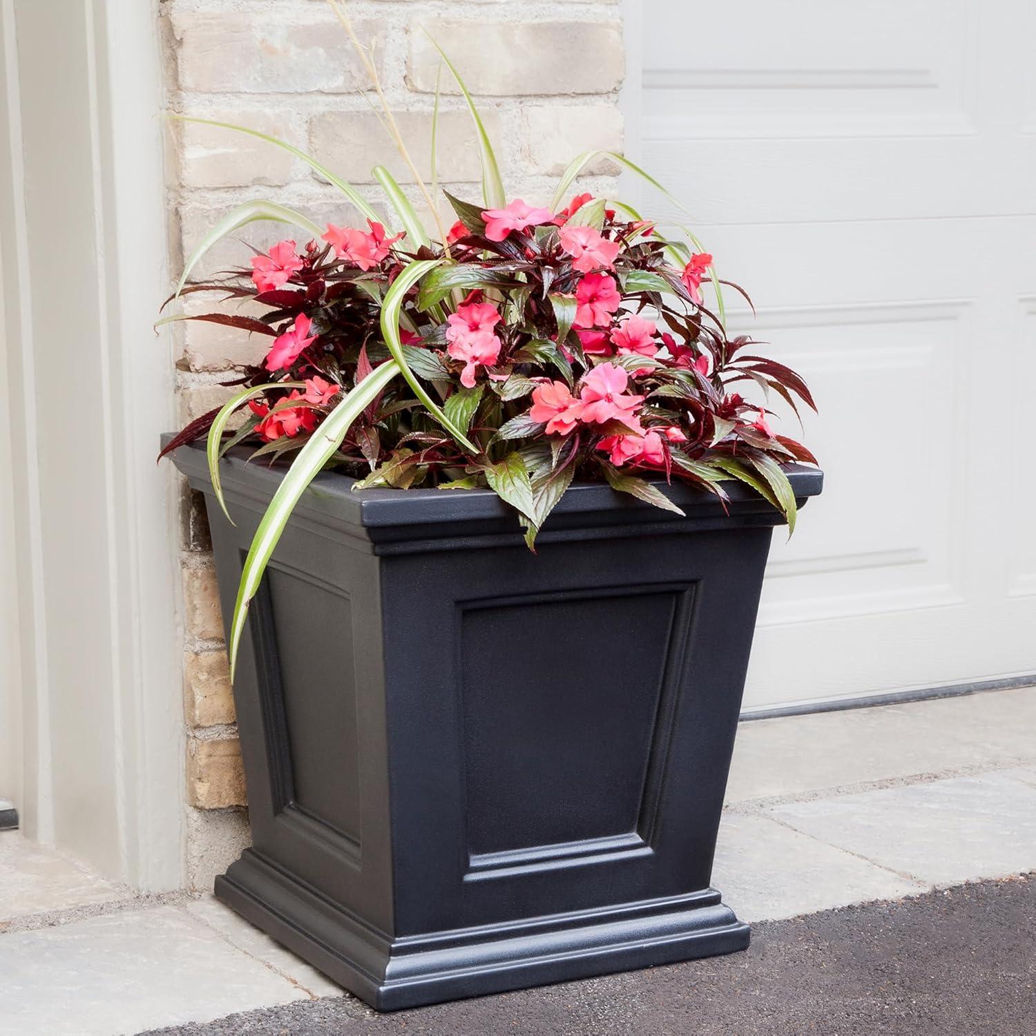Anastassia Planter Box