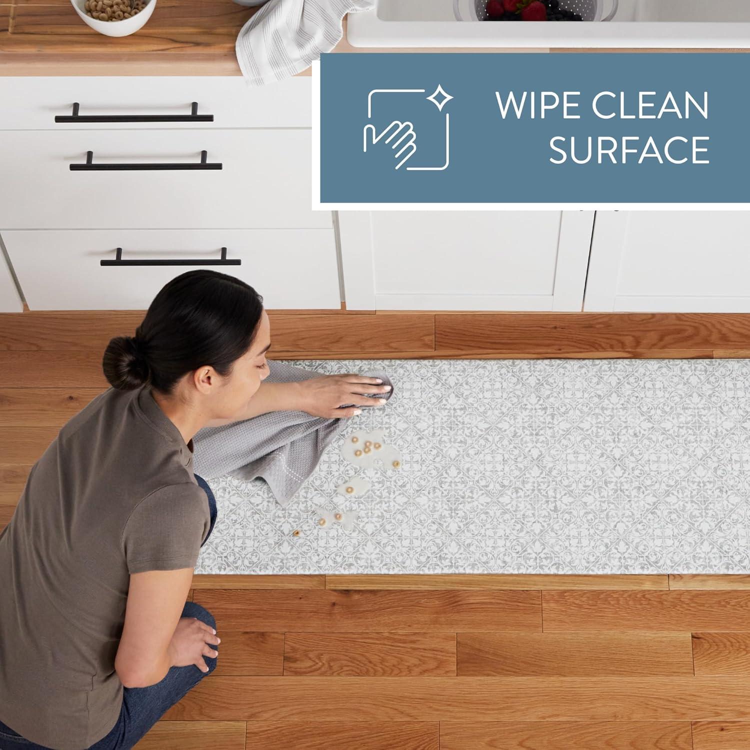 Town & Country Living TOWN & COUNTRY BASICS Comfort Plus Non-Slip Backing Vintage Medallion Tile Anti Fatigue Comfort Mat