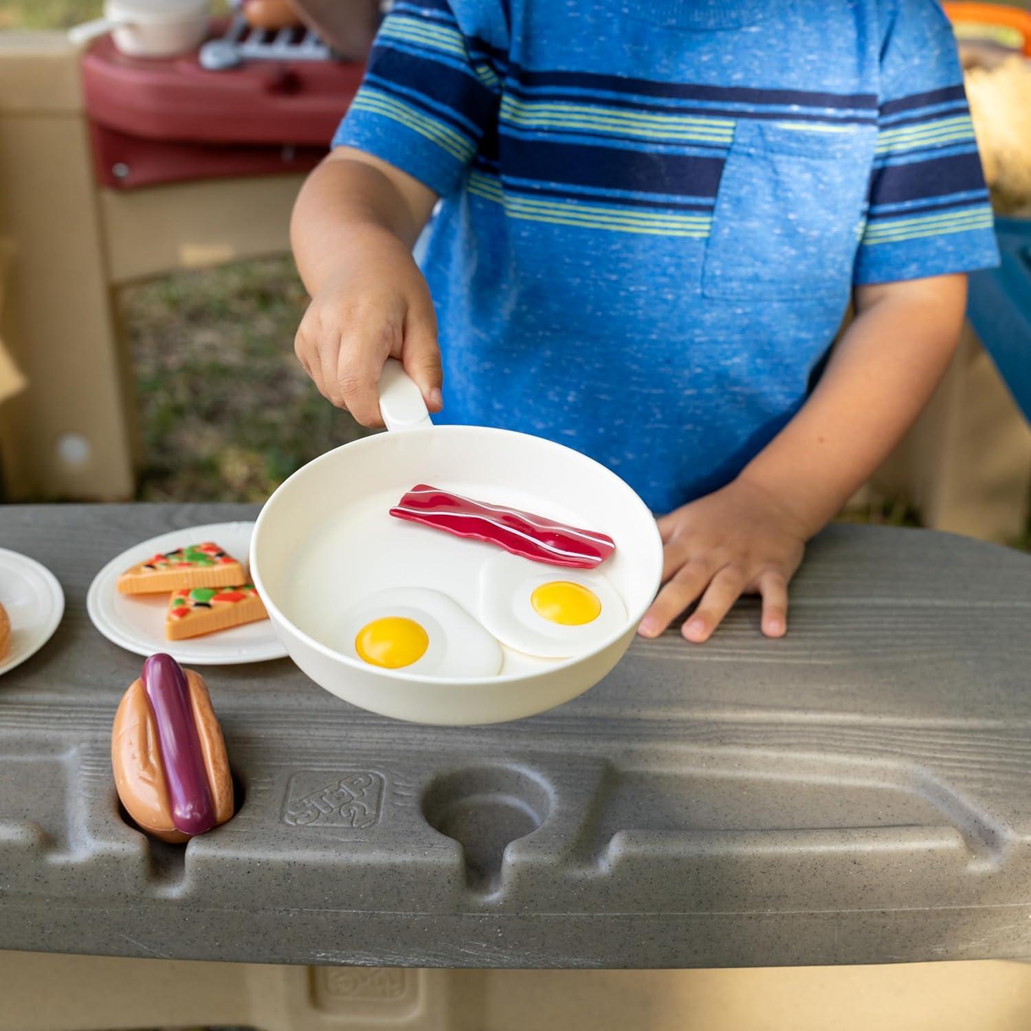 Step2 Step2 All Around Playtime Patio and Kids Outdoor Playhouse
