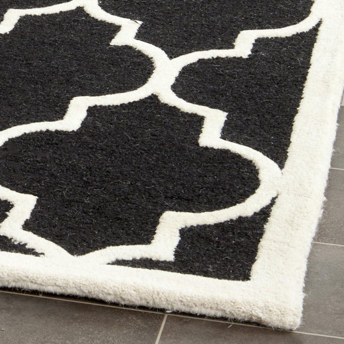 Cambridge CAM134 Tufted Indoor Area Rug - Black/Ivory - 5'x8' - Safavieh
