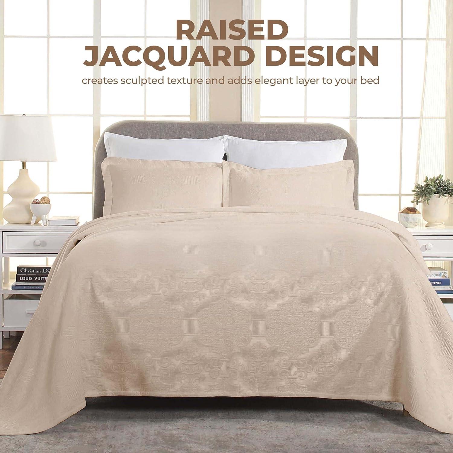 Superior Florin Matelasse Jacquard Scrolling Medallion Cotton Bedspread Set With Pillow Shams