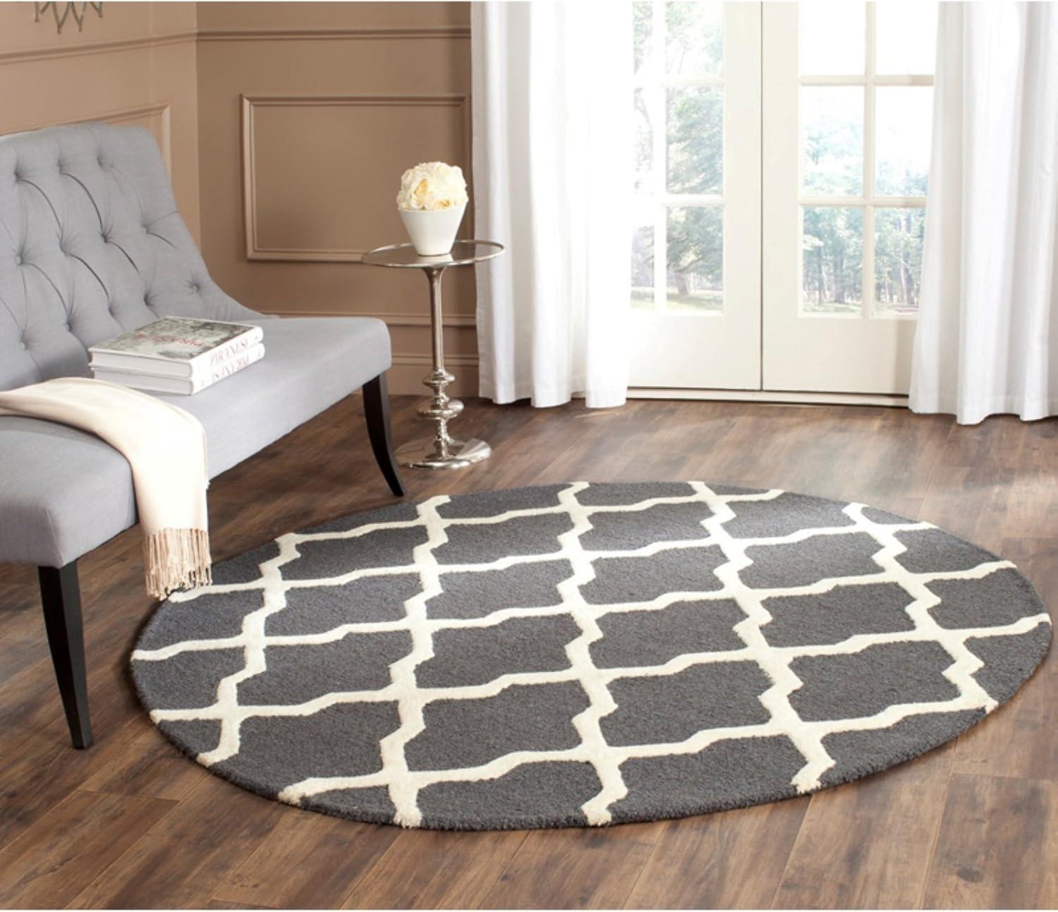 Ivory and Beige Hand-Tufted Wool 2' x 3' Rug