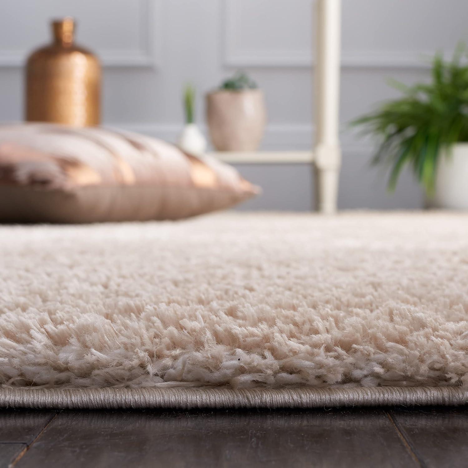 Beige 4' x 6' Rectangular Reversible Shag Rug