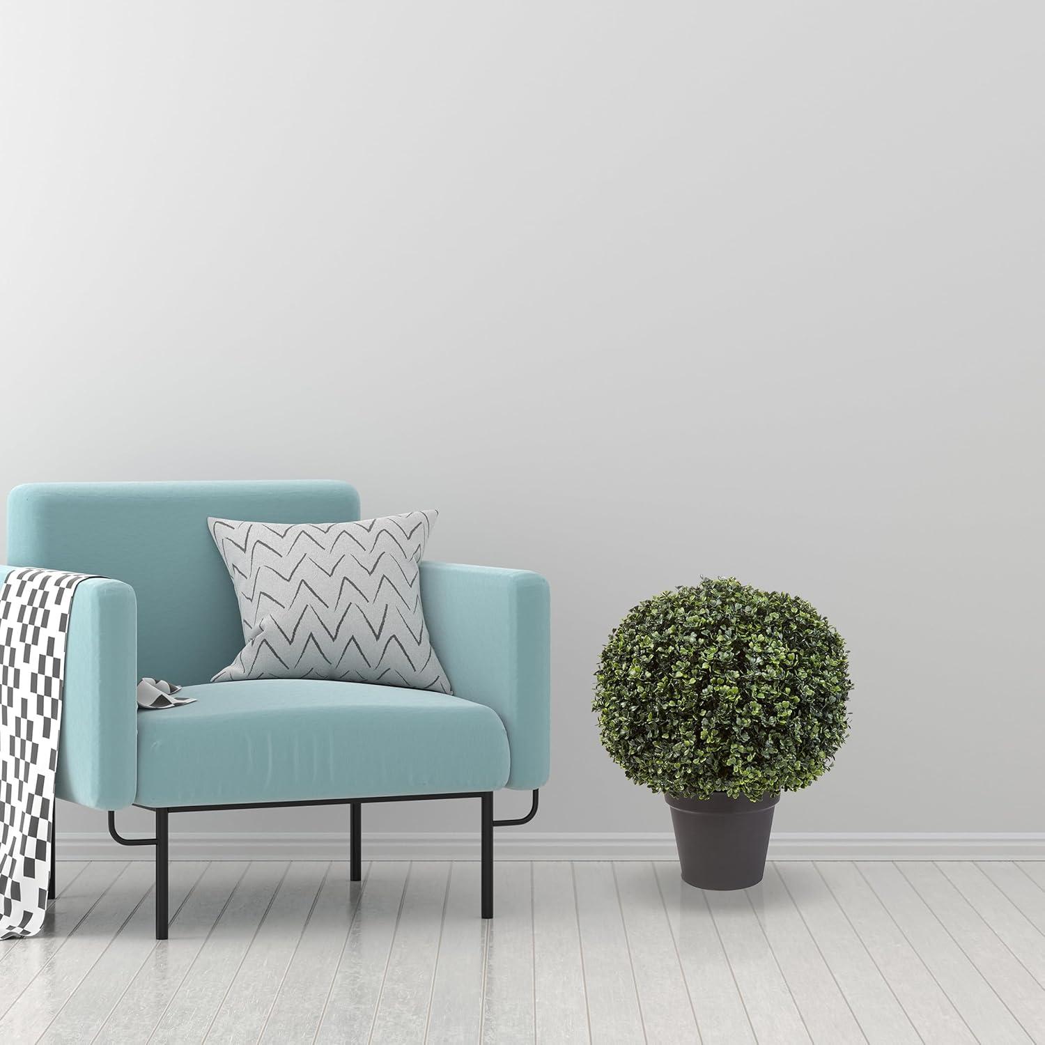 Pure Garden Set of Two 21-Inch Indoor/Outdoor Artificial Boxwood Plants