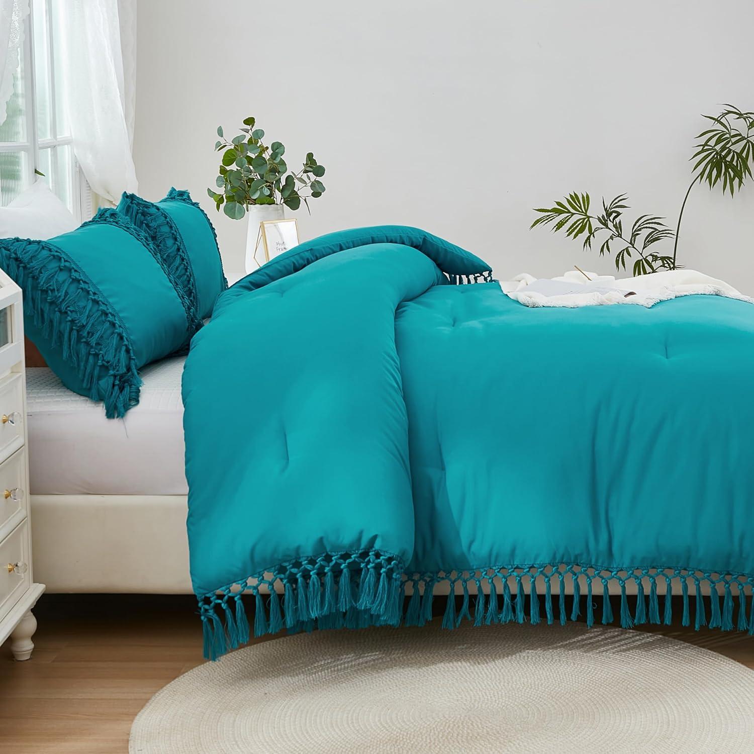 Turquoise King Boho Tassel Comforter Set with Pillowcases