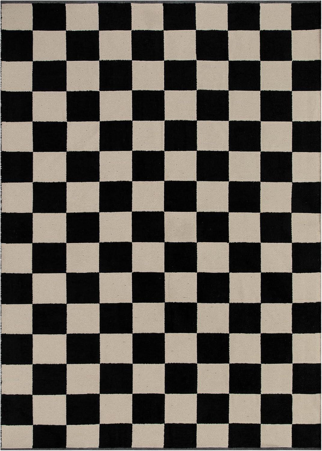 Corrigan Studio® Haylee Super Lightweight Plastic Straw Rug Checkered Black/White Outdoor Area Rug