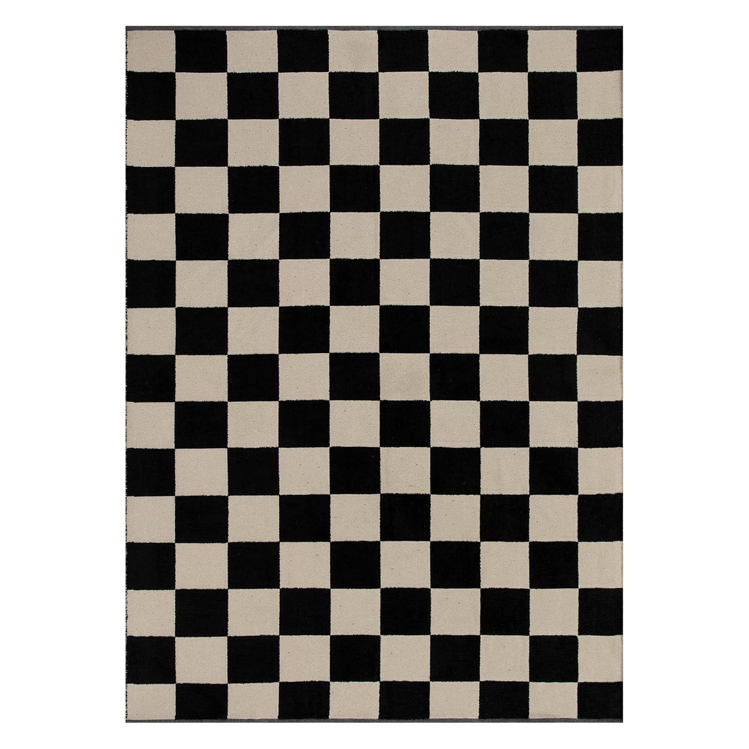 Corrigan Studio® Haylee Super Lightweight Plastic Straw Rug Checkered Black/White Outdoor Area Rug