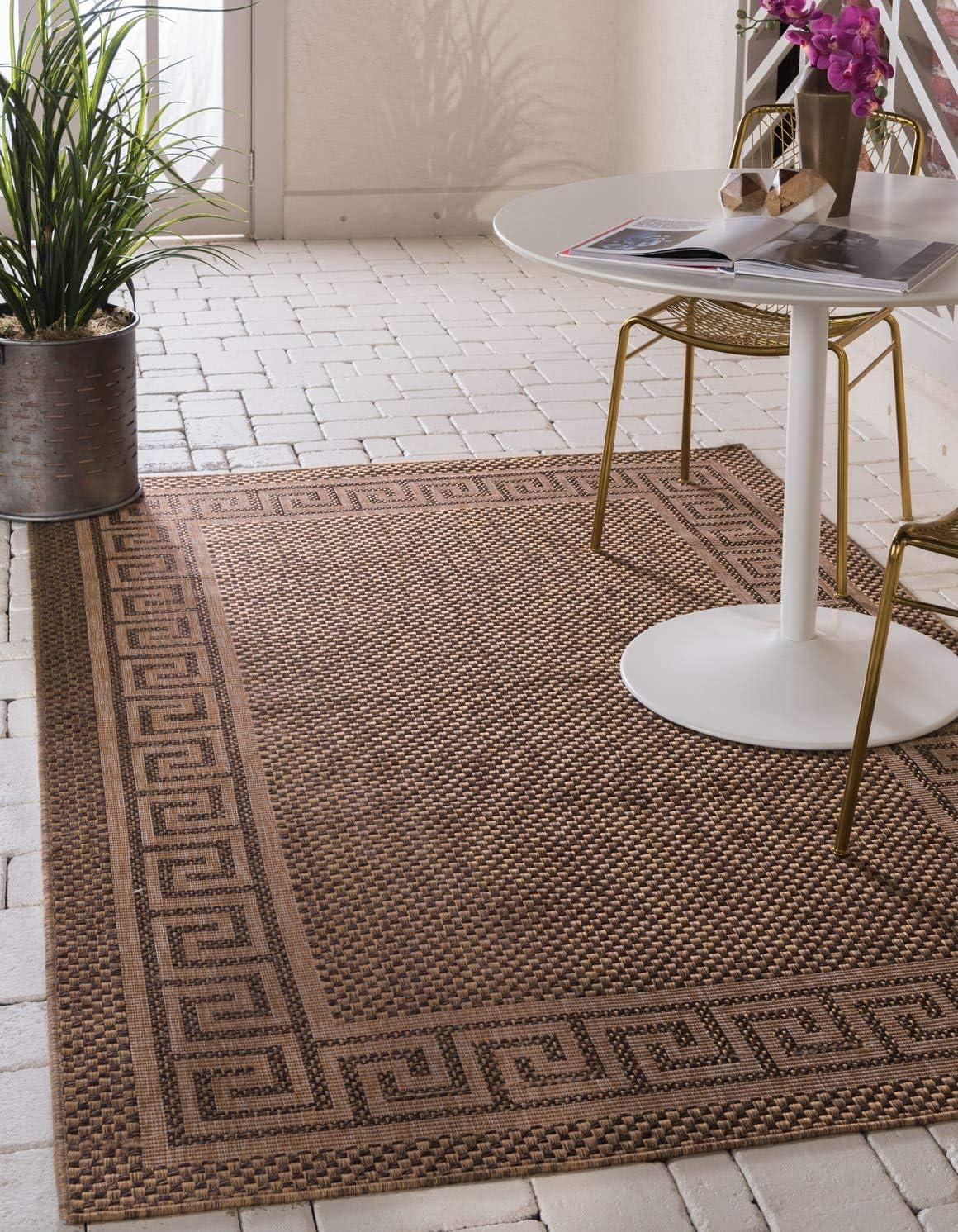 Unique Loom Outdoor Border Collection Area Rug - Greek Key (4' 1" x 6' 1" Rectangle Brown/Light Brown)