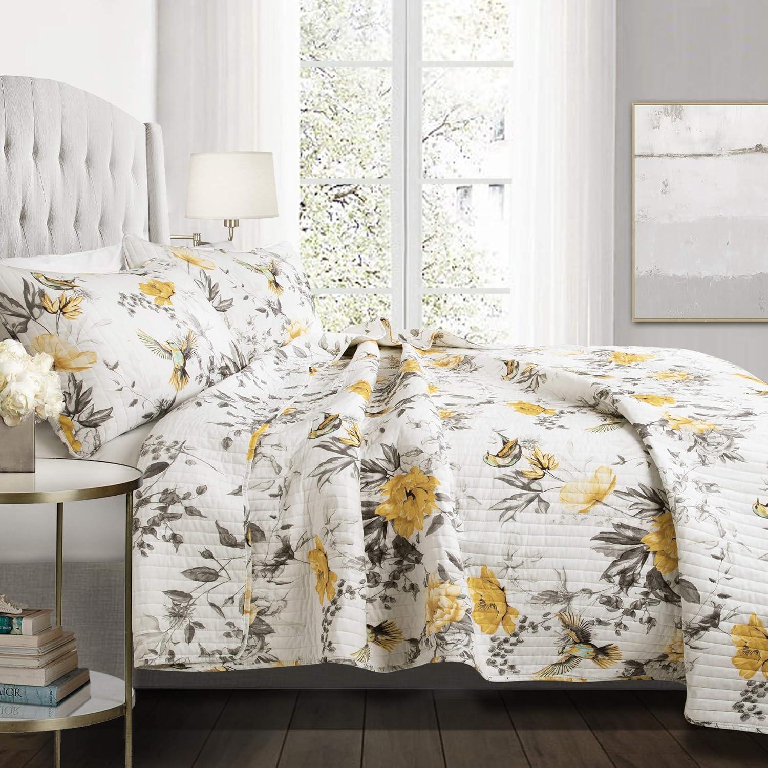 Lush Decor Floral Reversible Quilt Set