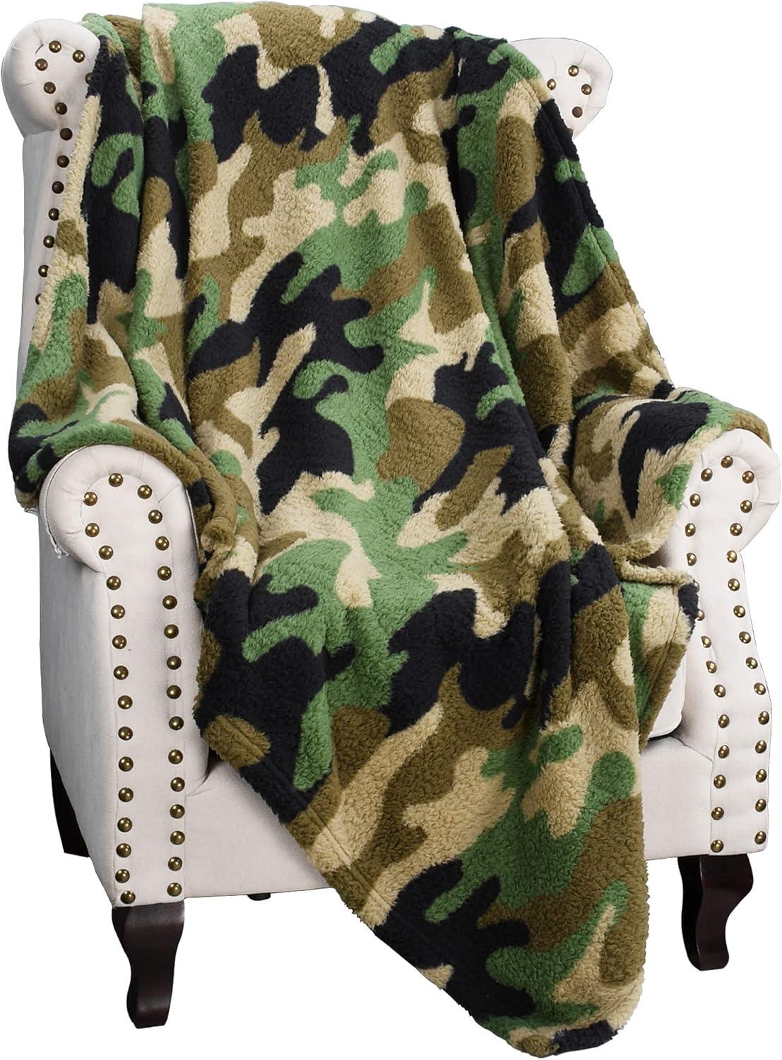 Catalonia Catalonia Camo Sherpa Throw Blanket, Fuzzy Snuggle Blanket for Camping Traveling Couch Bed, 50x60 inches